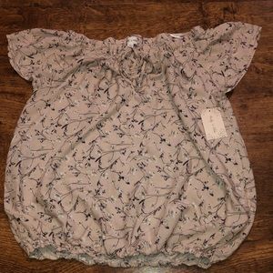 Bailey + Chloe Top(NWT)🌸